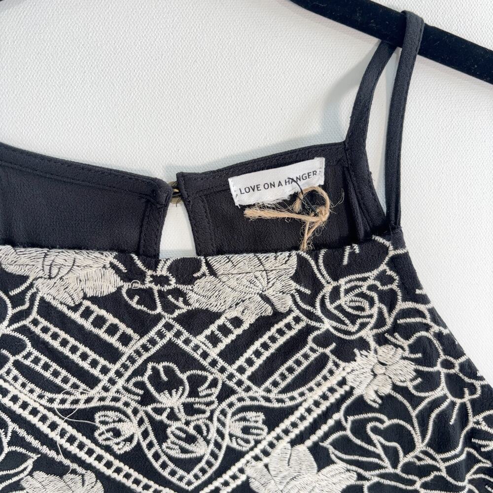 Love on a Hanger Womens Medium Black Embroidered Tank Top Boho Chic Sleeveless - Picture 3 of 10